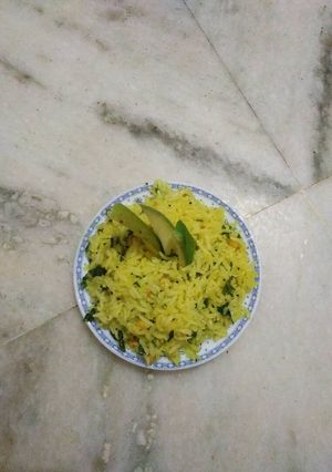 A picture of Raw mango rice.
