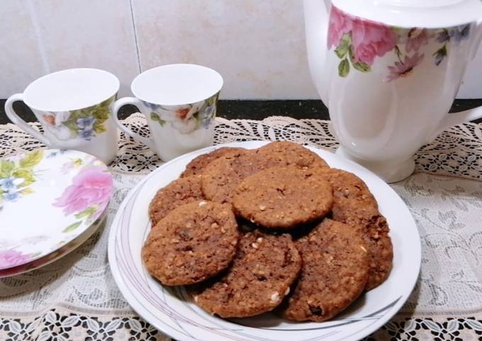 Steps to Prepare Any-night-of-the-week Soft and Chewy Oatmeal White Chocolate Chip Cookies😋 without Oven