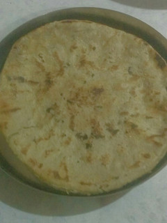 બાજરા ના રોટલા (Bajra Rotla Recipe In Gujarati) રેસીપી મુખ્ય ફોટો