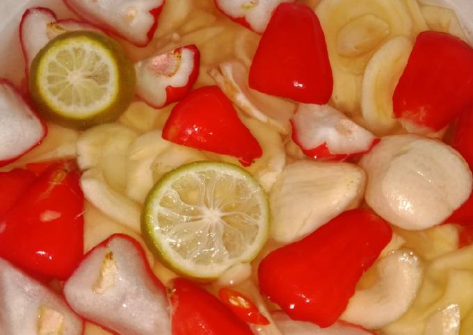Resep Asinan salak jambu Anti Gagal