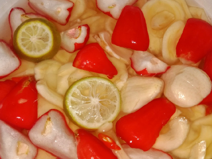 Resep Asinan salak jambu Anti Gagal