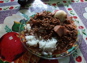 Una foto de Lentejas con arroz