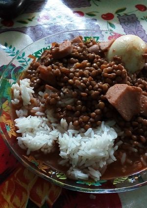Una foto de Lentejas con arroz