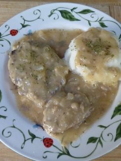 A picture of Simply Southern Smothered Cube Steak.