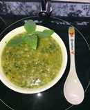 Cháo cua đồng bí đỏ cải ngọt cho bé