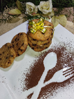 A picture of Chocolate Chip Cookies 🍪🍪.