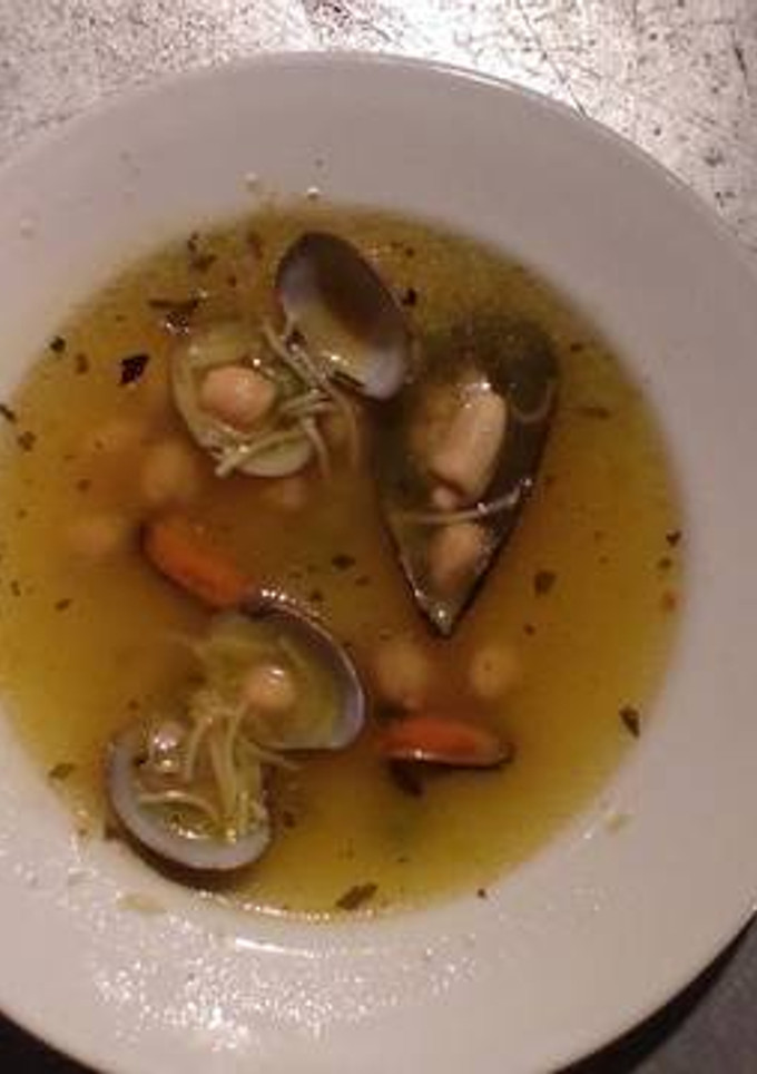Una foto de Sopa afrodisíaca de marisco