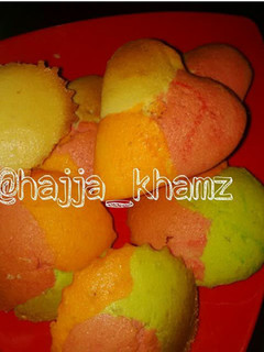 A picture of Color cake.