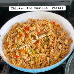 A picture of Chicken And Fusilli Pasta:.
