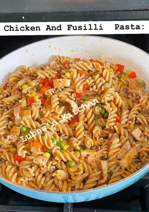 A picture of Chicken And Fusilli Pasta:.