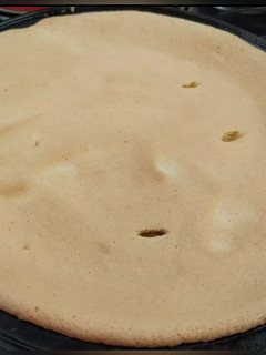 Una foto de Torta súper esponjosa y económica 😋
