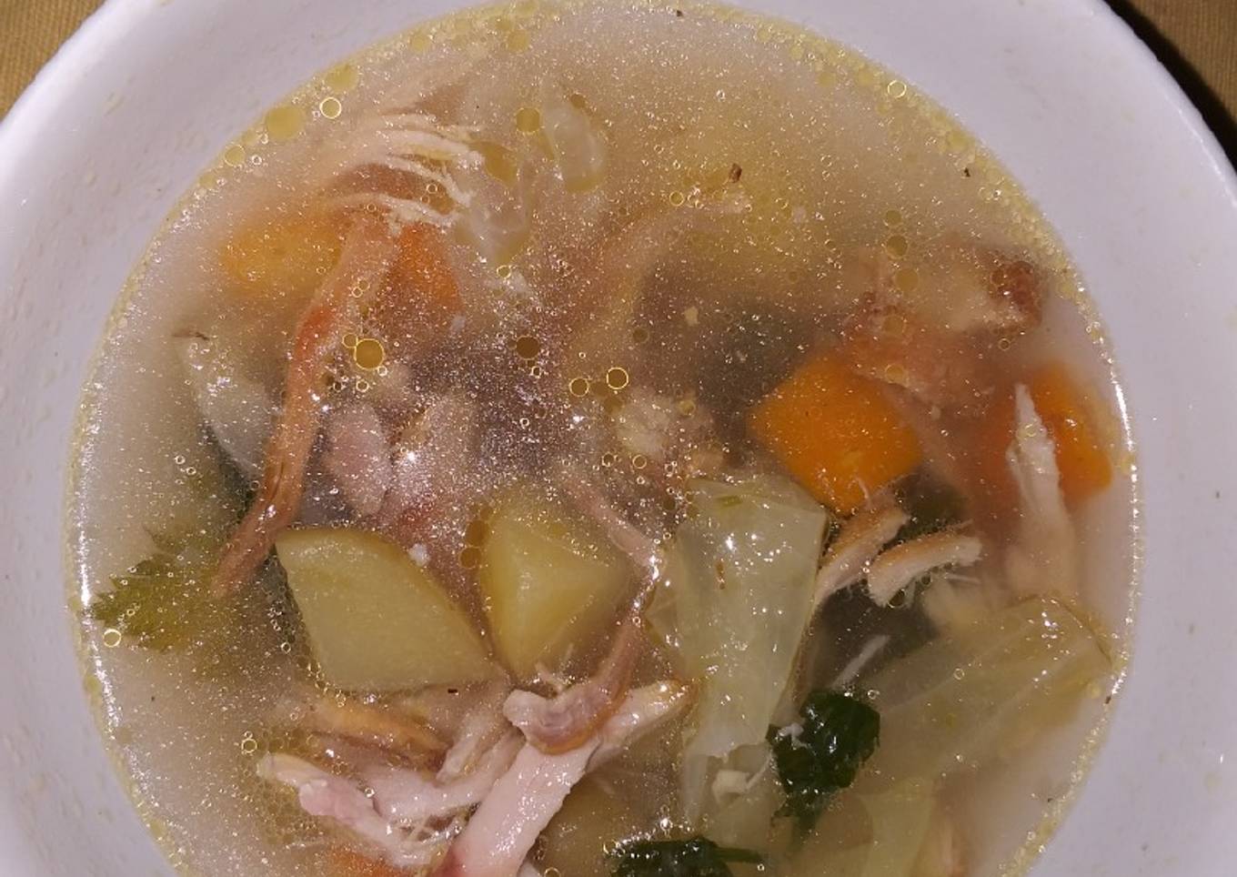 Sop Ayam Suwir