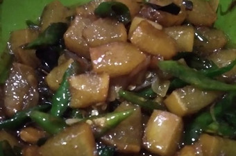 Resep Oseng kikil cabai hijau pedas manis Bahan Sederhana