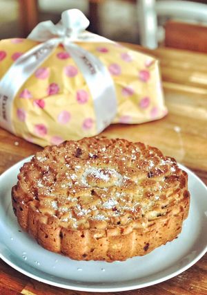 Foto di Torta colomba e uova di Pasqua