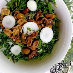 A picture of Fresh_thyme_salad.