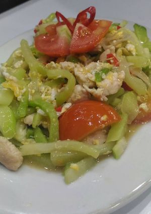 Foto resep Tumis Labu Siam Ayam / Oseng Waluh Ayam~