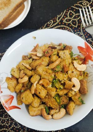A picture of Bread upma.