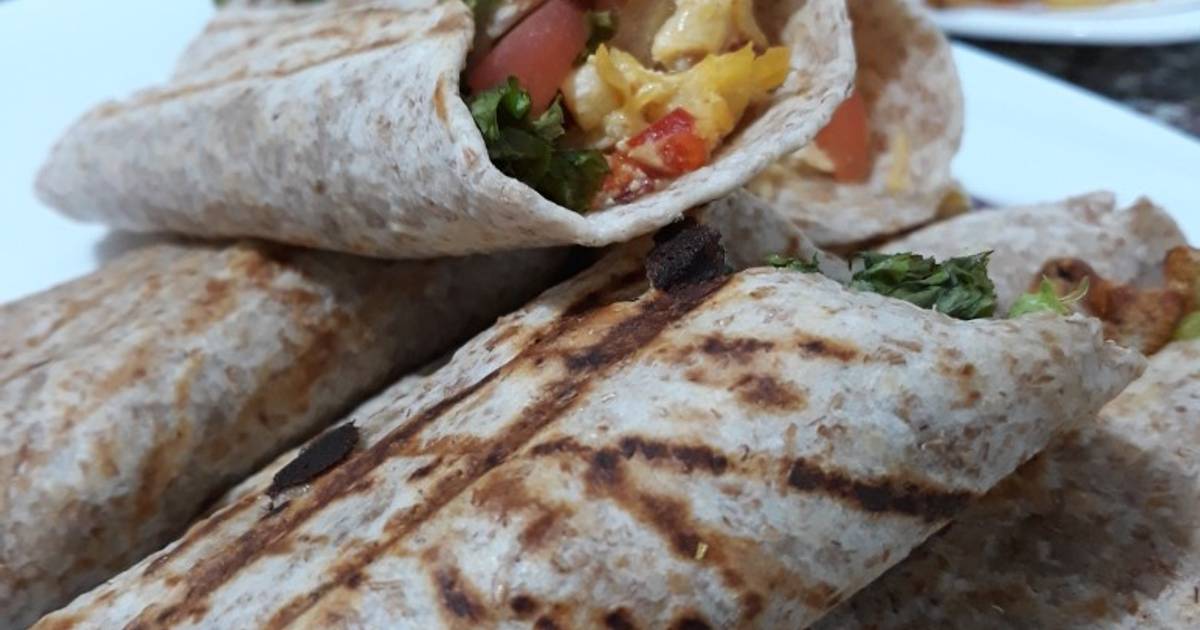 Tortillas integrales de pollo al curry 😋🍗 Receta de Camila Garcia Cookpad