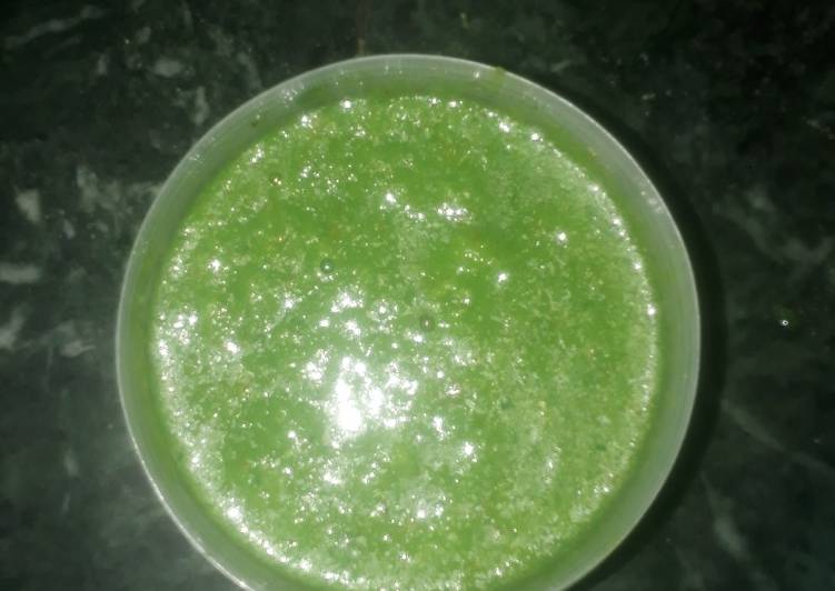 Recipe of Homemade Pudina amla chutney