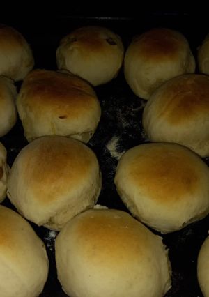 Una foto de Pancitos saborizados (aceitunas y cebolla)