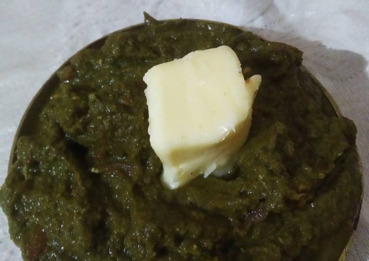 Step-by-Step Guide to Make Quick Sarso ka saag
