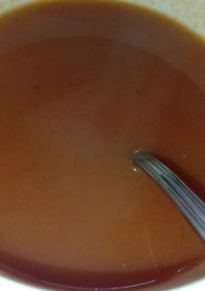 A picture of Tamarind chutney.
