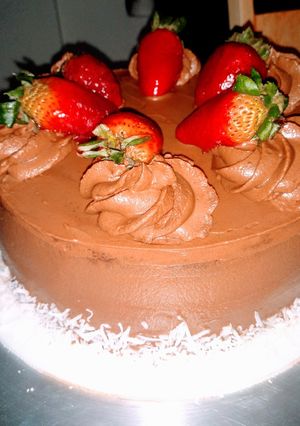 Una foto de Torta húmeda de chocolate y Ganache de Chocolate