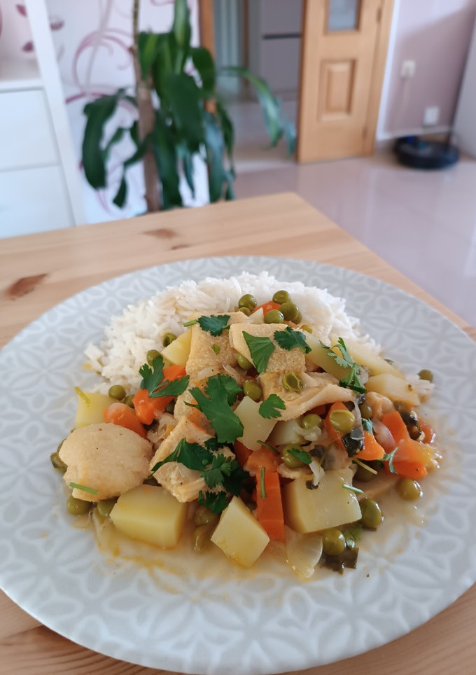 Una foto de Mondongo guisado de mi mamá (callos a la jardinera)