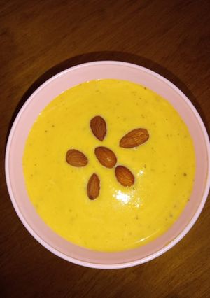 Una foto de Sopa crema de calabaza 🎃