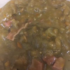 A picture of Split green pea soup.