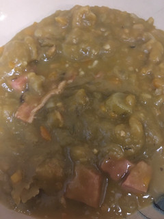 A picture of Split green pea soup.