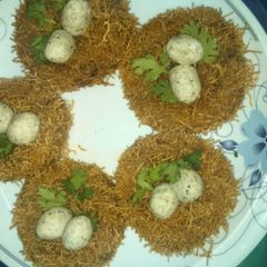 A picture of Cheesy bird nest.