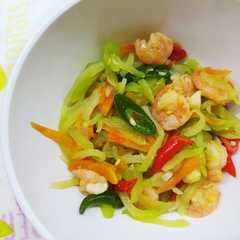 รูปของ 💚 Tumis Labu Siam Udang~