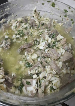 Una foto de Lengua a la vinagreta