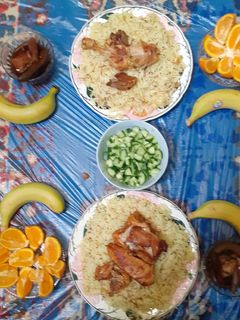 صورة لوصفة رز ودجاج ومقبلات