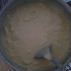 A picture of Custard.