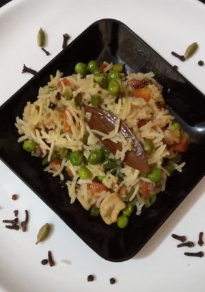 A picture of Bengali rice pulao.