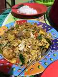 Mie nyemek indomie pedes