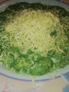 Spenótos gnocchi sajttal recept fotója