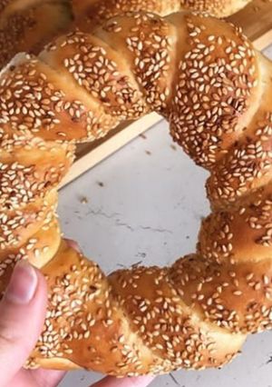 A picture of Wheat flour Croissants.