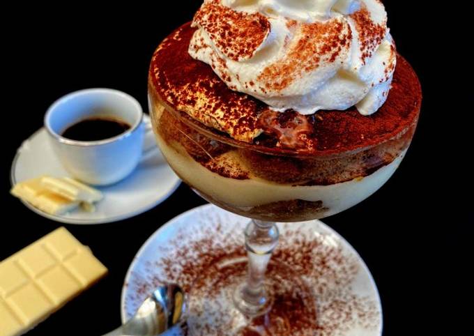 Tiramisù con cioccolato bianco