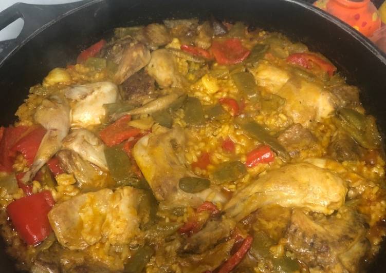 Paella de carne de caza
