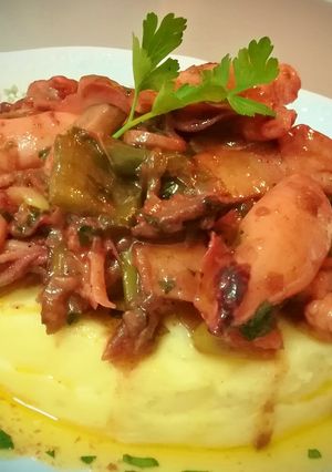 Foto principal de Chipirones con ajetes y pimiento verde