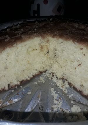 Una foto de Torta de naranja esponjosa y húmeda y súper deliciosa