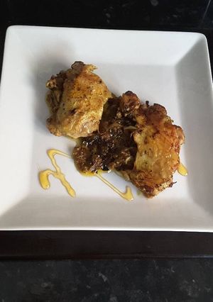Foto principal de Pollo encebollado a la miel y mostaza