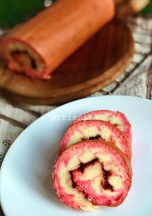 Foto resep Roll cake tie dye / motif