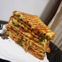 A picture of Chicken Fajita cheese sandwich.