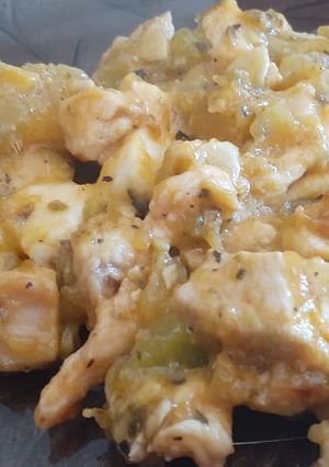 Una foto de Pollo con batata y zapallito