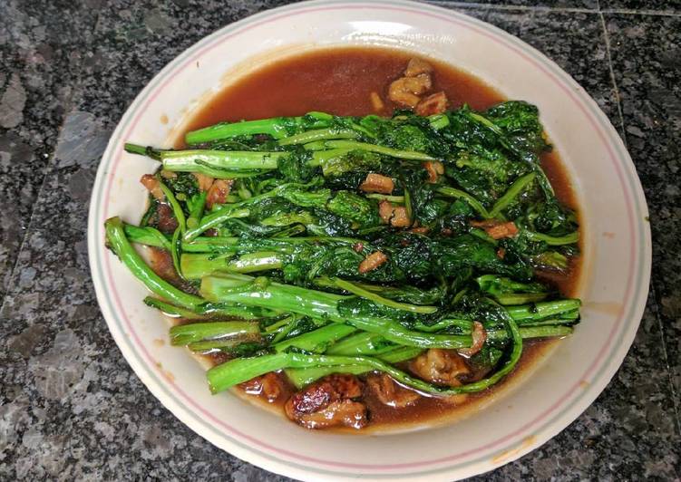 Recipe of Speedy Oyster Sauce Greens