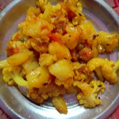 A picture of Potato cauli flower veg.